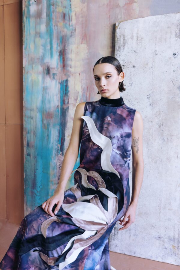 High Neck Sleeveless Dress Abstract Print Brown - Image 3