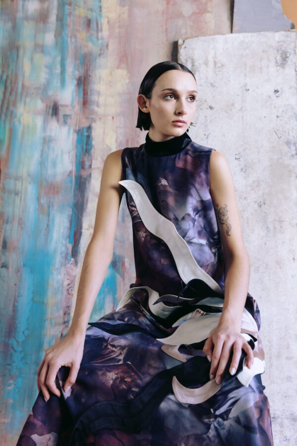 High Neck Sleeveless Dress Abstract Print Brown - Image 4