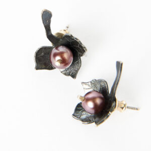 The Currant earrings