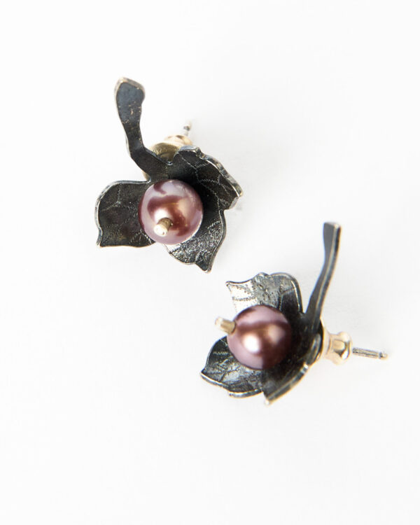 The Currant earrings