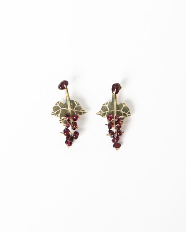 Earrings The red currants